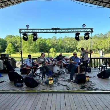 Live music on the event stage